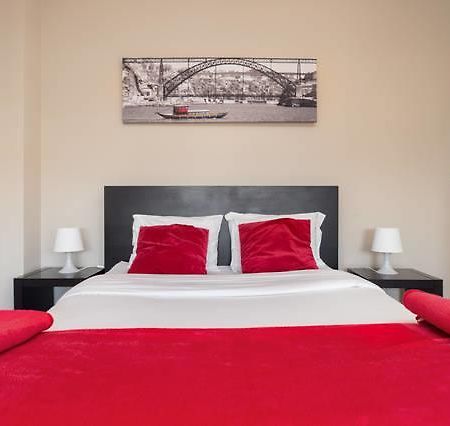 Low Cost Tourist Apartments - Casa Da Musica Πόρτο Δωμάτιο φωτογραφία