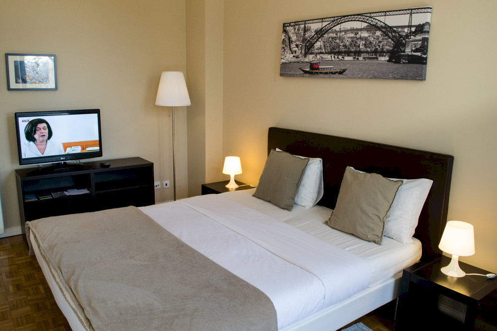 Low Cost Tourist Apartments - Casa Da Musica Πόρτο Εξωτερικό φωτογραφία